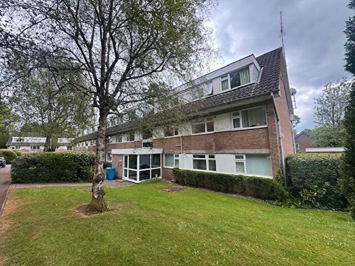 2 Bedroom Flat To Rent In White House Way, Solihull, B91