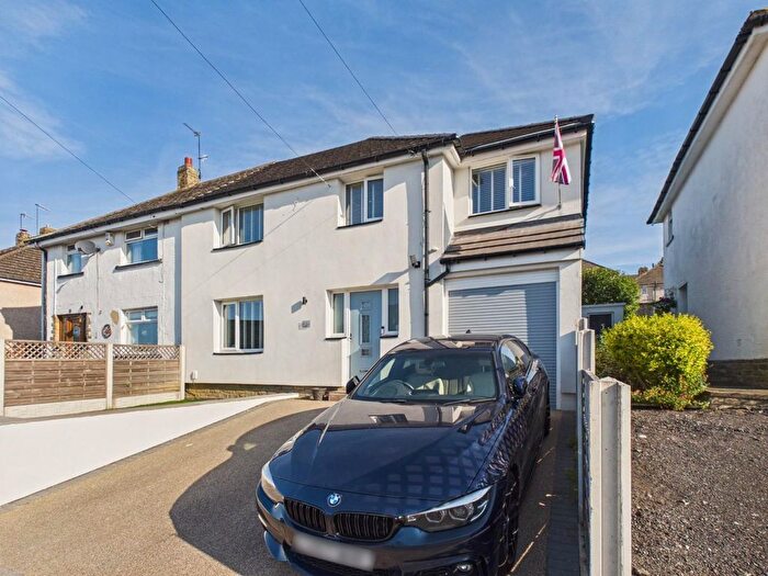 4 Bedroom Semi Detached House For Sale In Crosley View, Bingley, BD16