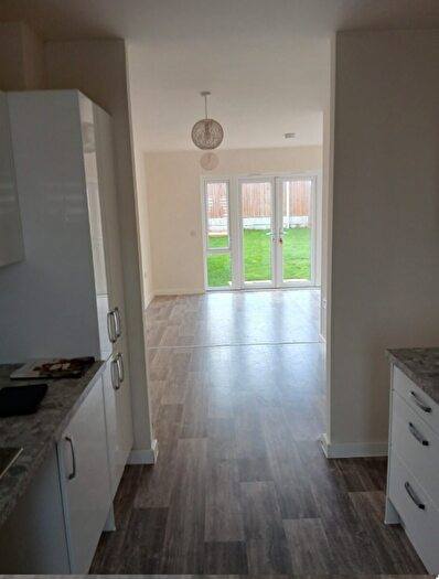 4 Bedroom Semi Detached House To Rent In Whinbush Drive, Grantham, Lincolnshire, NG31