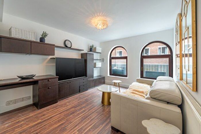 1 Bedroom Flat To Rent In Whitfield Street, London, W1T