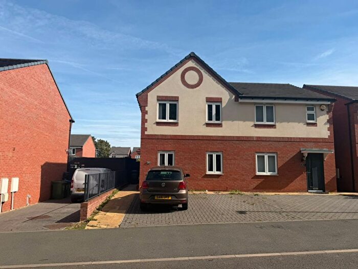 3 Bedroom Semi-detached House To Rent In John Street North, West Bromwich, B71