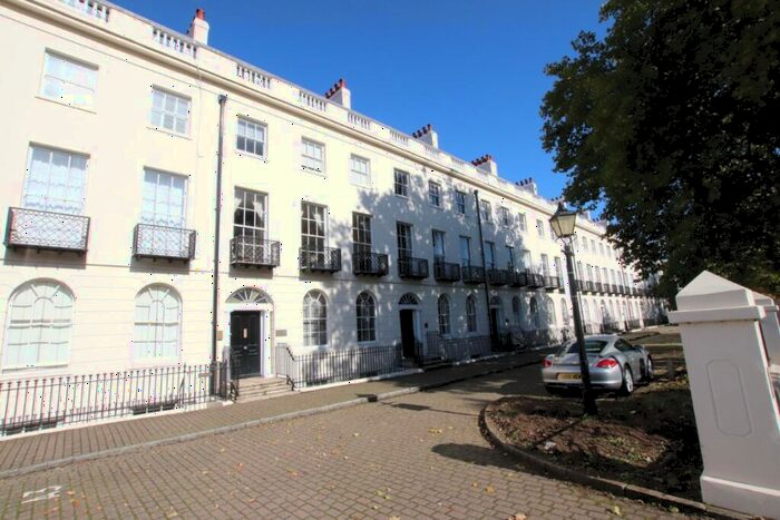 1 Bedroom Flat To Rent In London Road, Reading, Reading, RG1