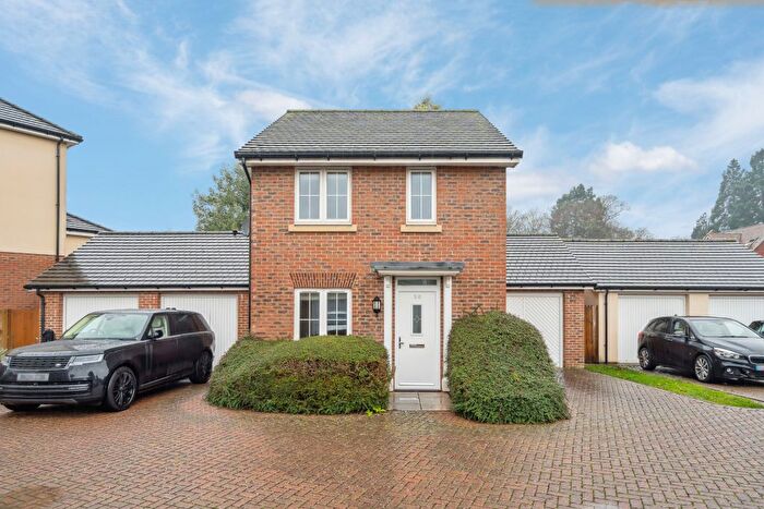 3 Bedroom Detached House For Sale In Appleby Drive, Croxley Green, Rickmansworth, WD3