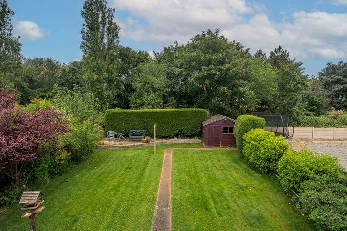 4 Bedroom Detached House For Sale In Bolingbroke Road, Cleethorpes, DN35