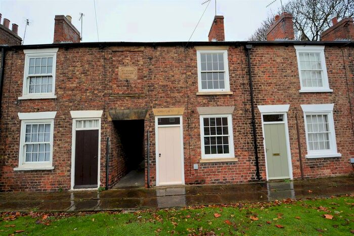 1 Bedroom Property To Rent In St. Marks Square, New Lane, Selby, YO8