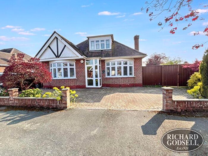 4 Bedroom Detached House For Sale In West Christhcurch, BH23