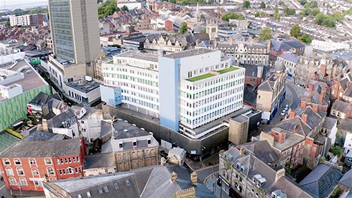 2 Bedroom Flat To Rent In Upper Dock Street, Newport, NP20