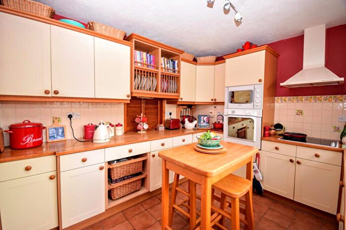 4 Bedroom Detached House For Sale In Tinkle Street, Grimoldby, LN11