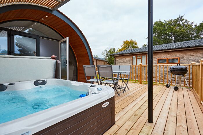 2 Bedroom Lodge For Sale In Two Bed Contemporary Lodge, Braidhaugh Holiday Park, South Bridgend, Crieff, Perth And Kinross, PH7