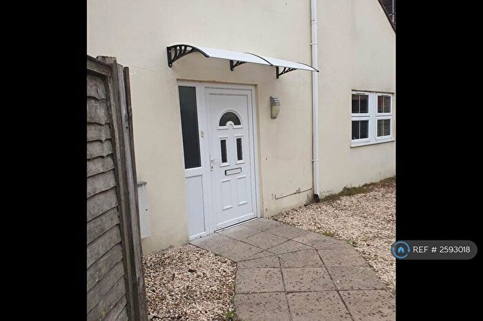4 Bedroom Semi-Detached House To Rent In Palmerston Arms Court, Bournemouth, BH1