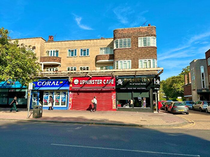 2 Bedroom Flat To Rent In Byron Mansions, Corbets Tey Road, RM14