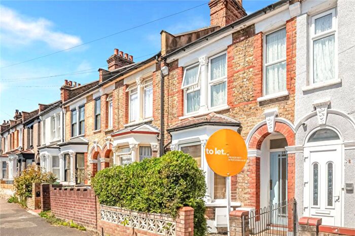 1 Bedroom Flat To Rent In Turner Road, London, E17