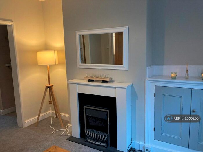 2 Bedroom Terraced House To Rent In Pickering Street, Chester, CH2