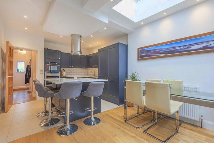 3 Bedroom Property To Rent In Church Lane, London, SW17