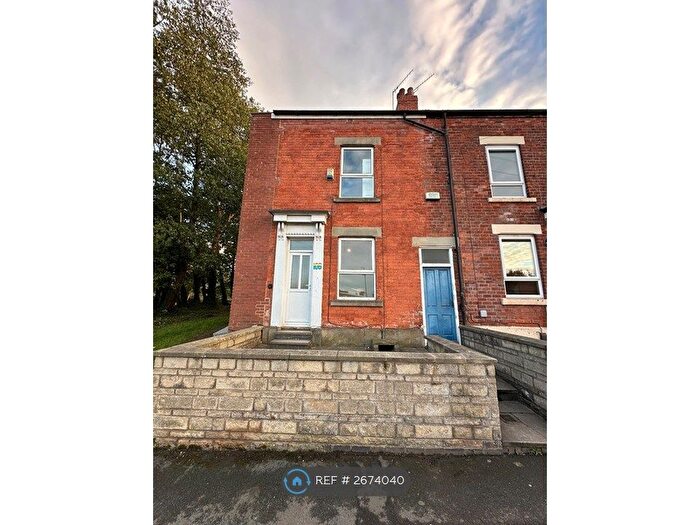 3 Bedroom End Terrace House To Rent In Woodhead Road, Sheffield, S2