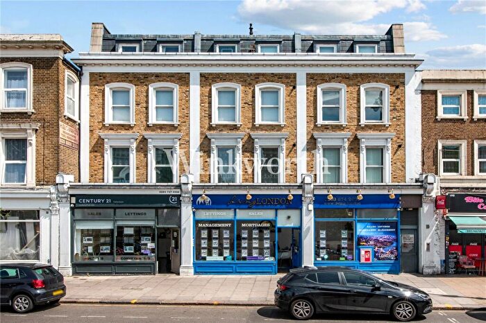 1 Bedroom Apartment For Sale In High Road, London, N17