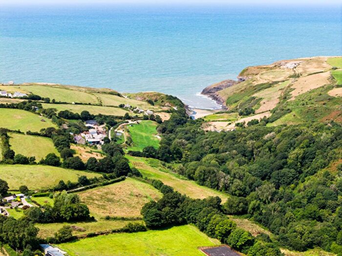 4 Bedroom House For Sale In Yr Ydlan, Moylegrove, Cardigan, SA43