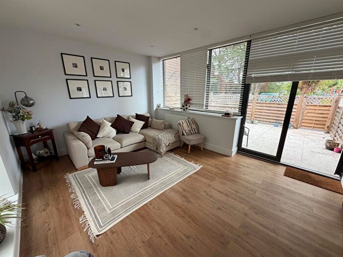 1 Bedroom Flat For Sale In Castle Street, Salisbury, SP1
