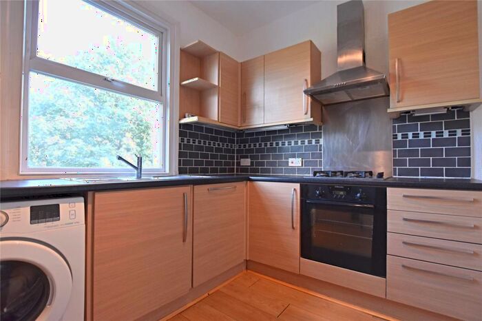 2 Bedroom Apartment To Rent In Clyde Road, Croydon, CR0