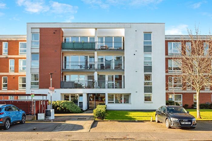 2 Bedroom Flat For Sale In Hanson Park, Glasgow, G31