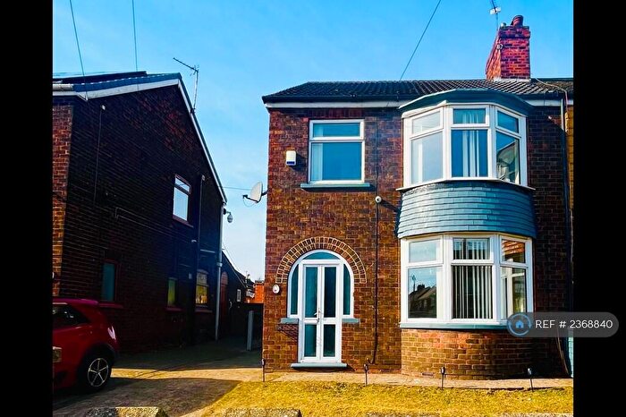 3 Bedroom Semi-Detached House To Rent In Stockshill Road, Scunthorpe, DN16