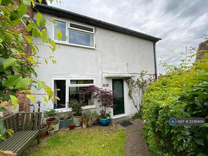 3 Bedroom Semi-Detached House To Rent In Hady Lane, Chesterfield, S41