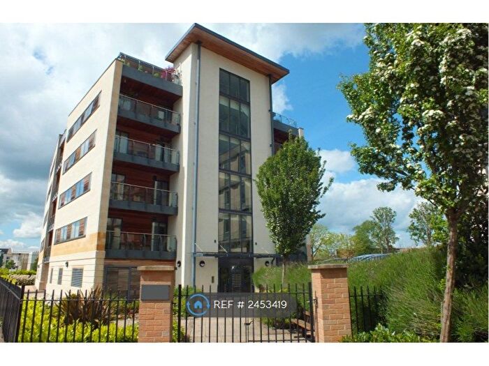 2 Bedroom Flat To Rent In St. James South, Cheltenham, GL50