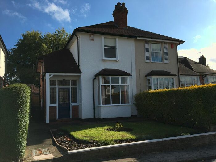 2 Bedroom Semi-Detached House To Rent In Longfield Road, Hartshill, ST4