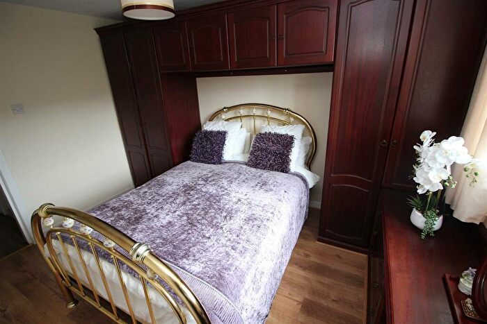 2 Bedroom Flat For Sale In Dempster Street, Greenock, PA15