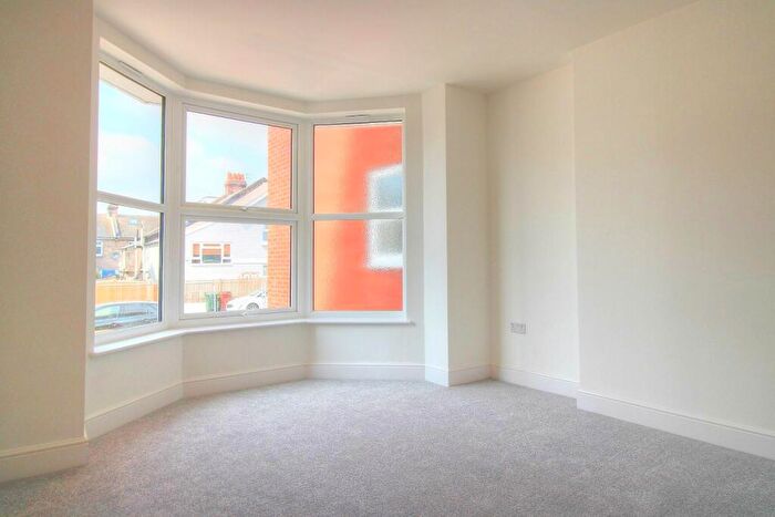 2 Bedroom End Of Terrace House To Rent In Heatherleigh, BN22