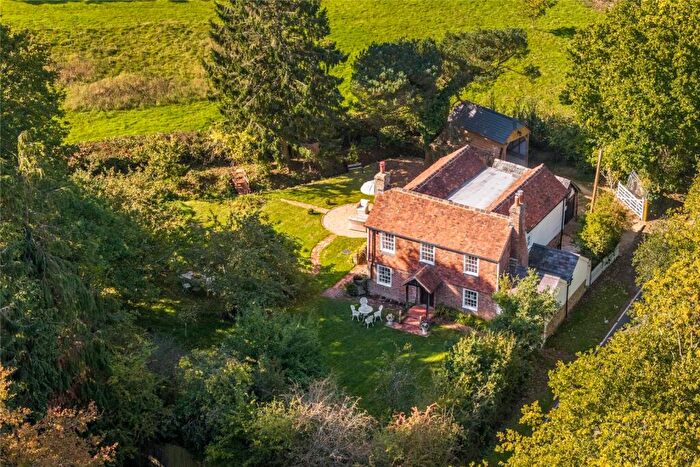 4 Bedroom Detached House For Sale In Bones Lane, Newchapel, Lingfield, Surrey, RH7