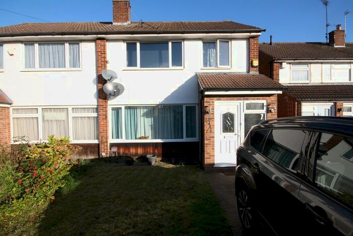 3 Bedroom Semi-Detached House To Rent In Alderbury Road, Langley, Slough SL3