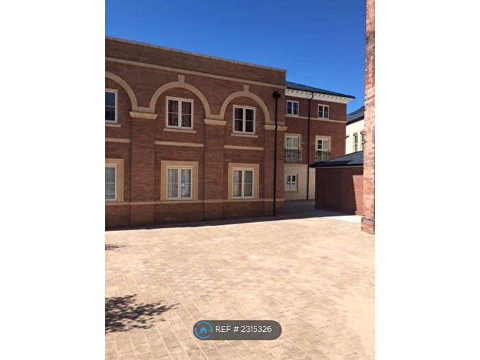 2 Bedroom Flat To Rent In Princes Drive, Worcester, WR1