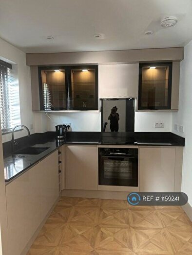 2 Bedroom Maisonette To Rent In Grove Road, Totley, Sheffield, S17