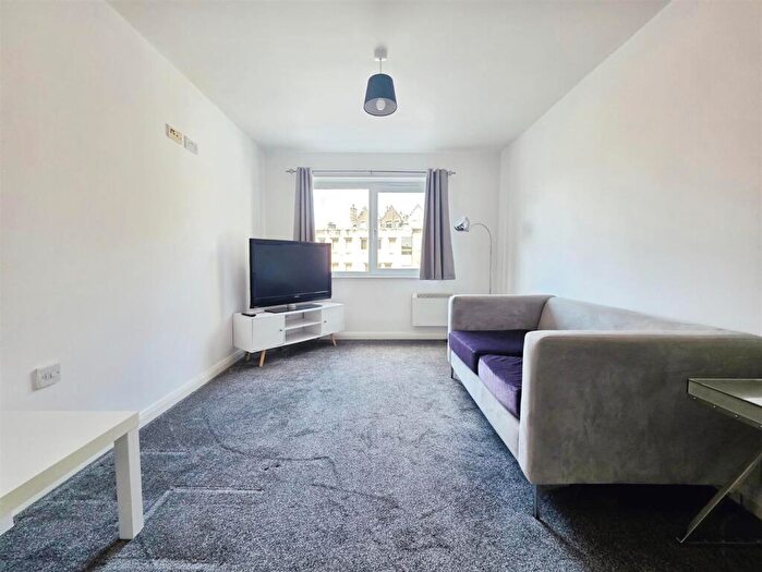 1 Bedroom Flat To Rent In Market Street Lane, Blackburn, BB2