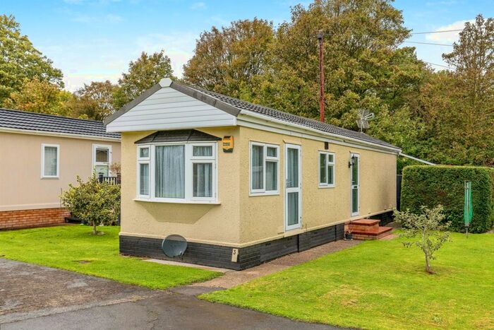 2 Bedroom Park Home For Sale In Moorhouse Lane, Hallen, Bristol, BS10