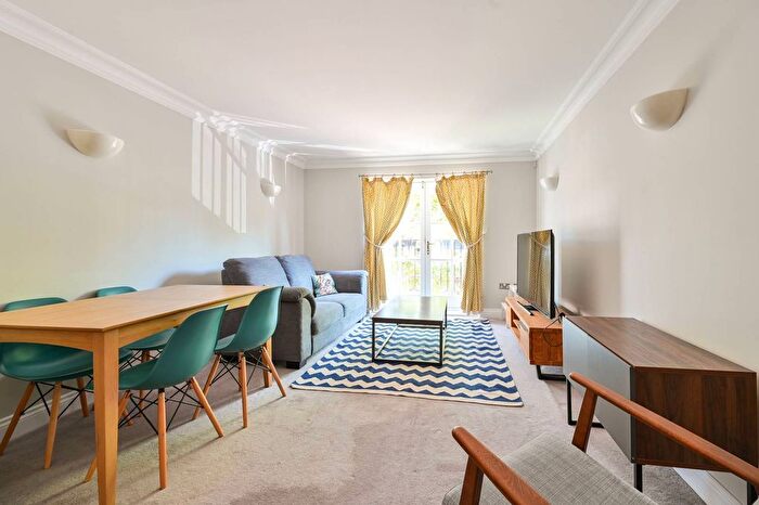 1 Bedroom Flat To Rent In Lordship Lane, Dulwich, London, SE22