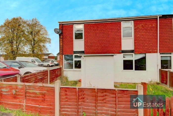 3 Bedroom End Of Terrace House For Sale In Brendon Way, Nuneaton, CV10