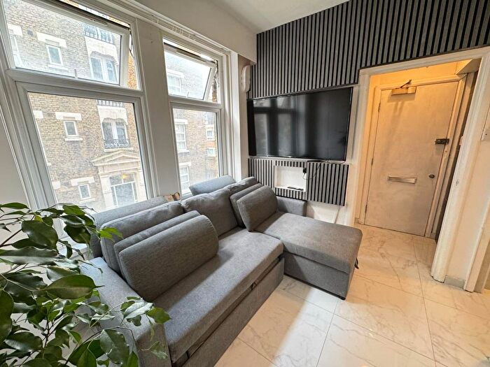 2 Bedroom Flat To Rent In Penfold Place, London, NW1