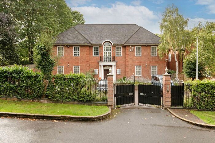 9 Bedroom Detached House For Sale In Courtenay Avenue, Highgate, London, N6