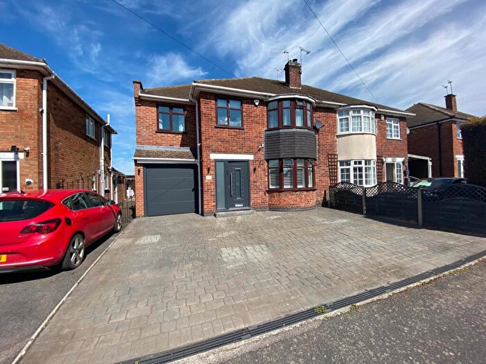 4 Bedroom Semi-Detached House For Sale In Gregory Road, Barlestone, Nuneaton, CV13