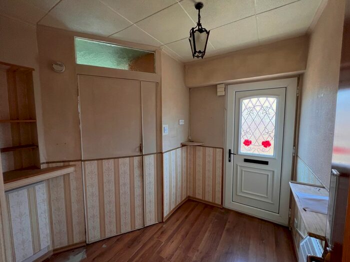 2 Bedroom Semi-Detached Bungalow For Sale In Hallgarth Close, Middlesbrough, TS5