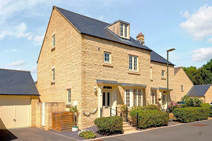 4 Bedroom Detached House For Sale In Gardner Way, Cirencester, Gloucestershire, GL7