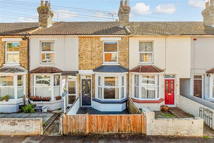2 Bedroom Terraced House For Sale In Milton Street, Maidstone, Kent, ME16