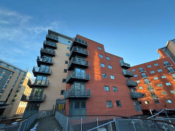 1 Bedroom Flat To Rent In City Walk, Sweet Street, Leeds, LS11