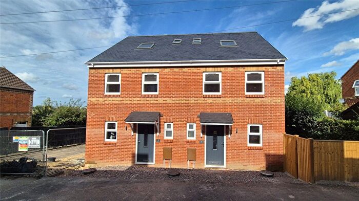 3 Bedroom Semi-detached House For Sale In Hill View, Yeovil, Somerset, BA21