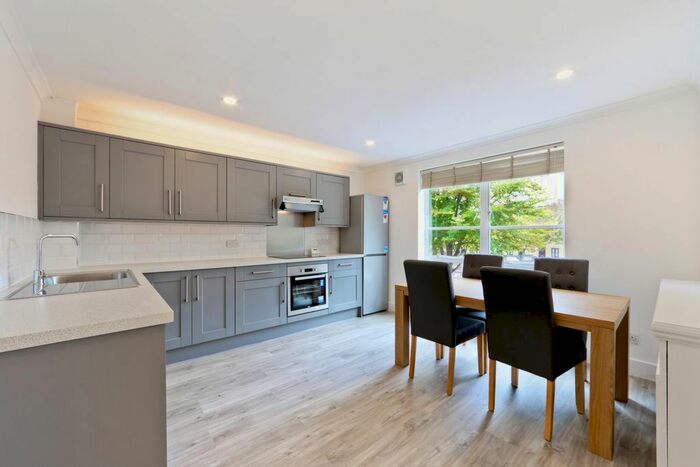 1 Bedroom Flat To Rent In Hellings Street, Wapping, E1W