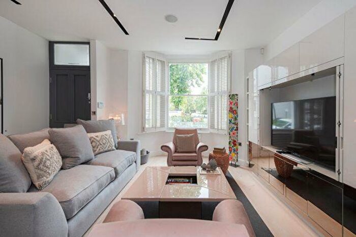 5 Bedroom House To Rent In Hamilton Gardens, St John's Wood, NW8