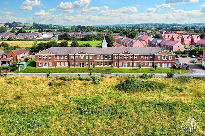 2 Bedroom Apartment For Sale In Clerewater Place, Thatcham, Berkshire, RG19