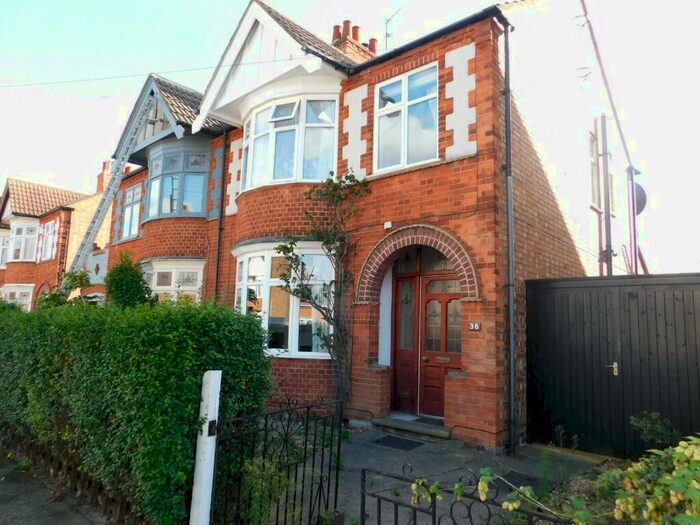 3 Bedroom Semi-Detached House To Rent In Cecil Road, Peterborough, Cambridgeshire, PE1